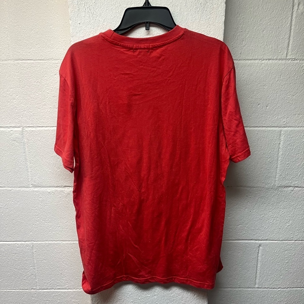 Forever21 Light/Pale Red Men's T-Shirt. Size Large - Picture 5 of 5